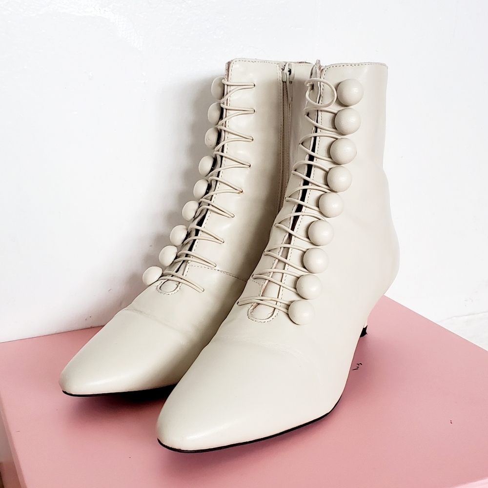 Intentionally Blank France Nappa Leather Ankle Booties Size 7 WHITE
